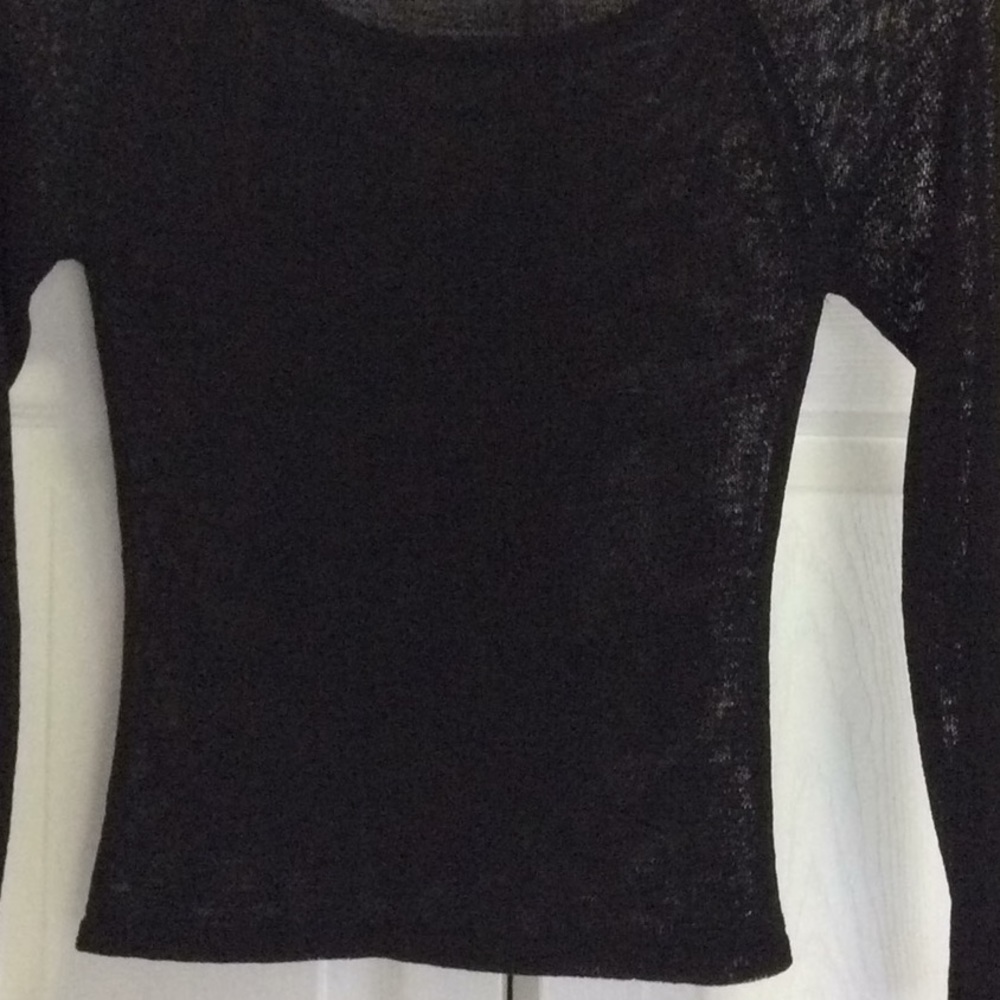 Cute sweater top - Picture 3 of 8